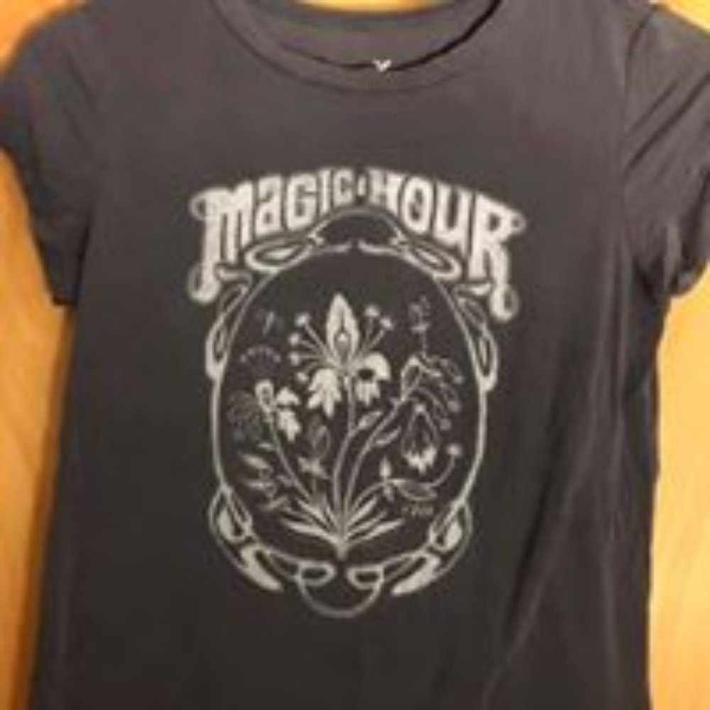 AE tshirt